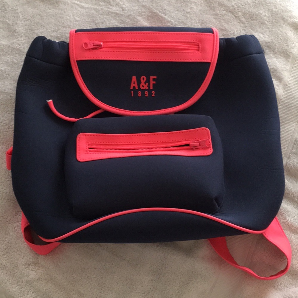 Abercrombie & Fitch Drawstring Bag